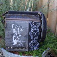 Domelo Umhängetasche. Canvas Trachtentasche mit Hirsch-Motiv, grau/ schwarz